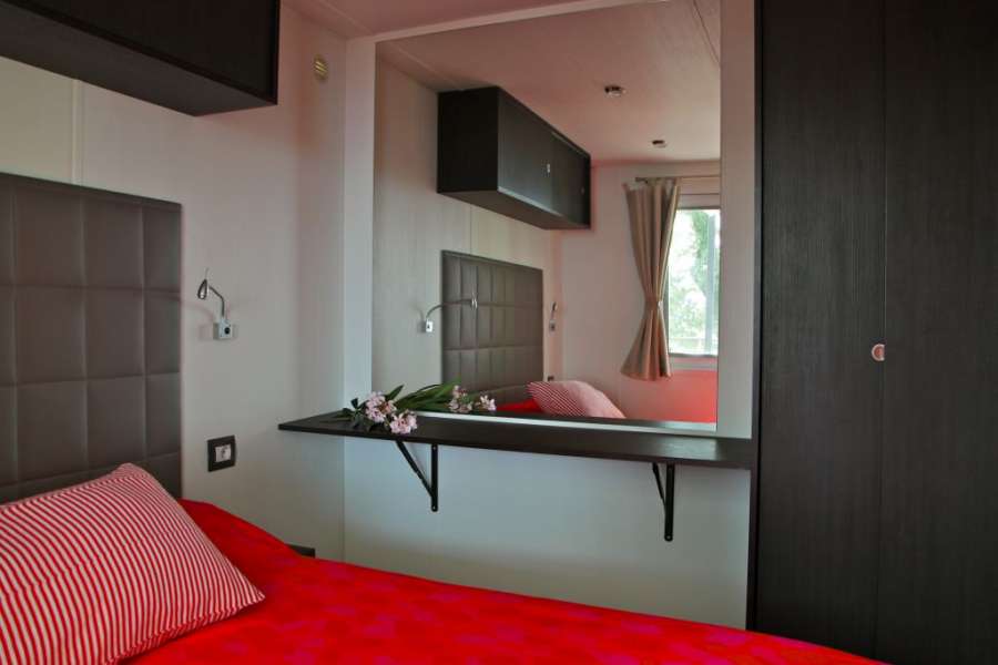 Campingplatz Gardasee mit Mobilheim 2 Schlafzimmer und Privatbad 6