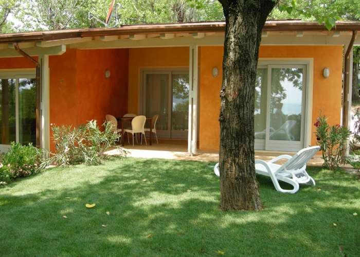Campingplatz Gardasee mit Apartment mit Privatgarten 