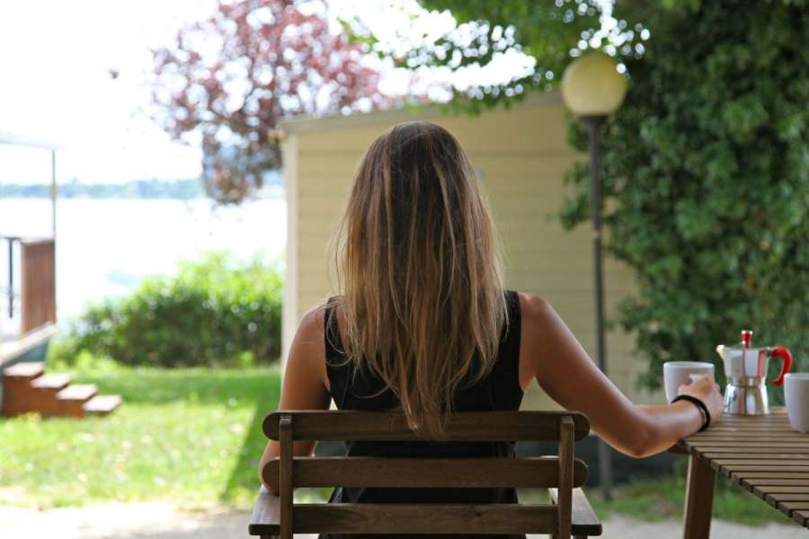 Campingplatz Glamping Gardasee mit Zelt mit Klimaanlage in der Naehe vom See 4