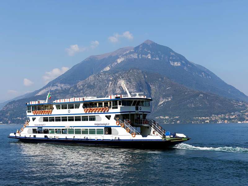 Fähre auf dem Gardasee