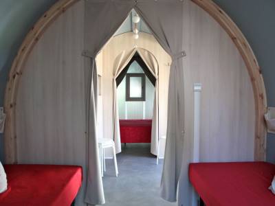 Campingplatz Gardasee mit Zelt 2 Schlafzimmer für Urlaub mit Hund 2