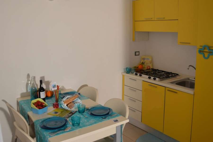 Campingplatz Gardasee mit Apartment 2 Schlafzimmer und Privatbad 4