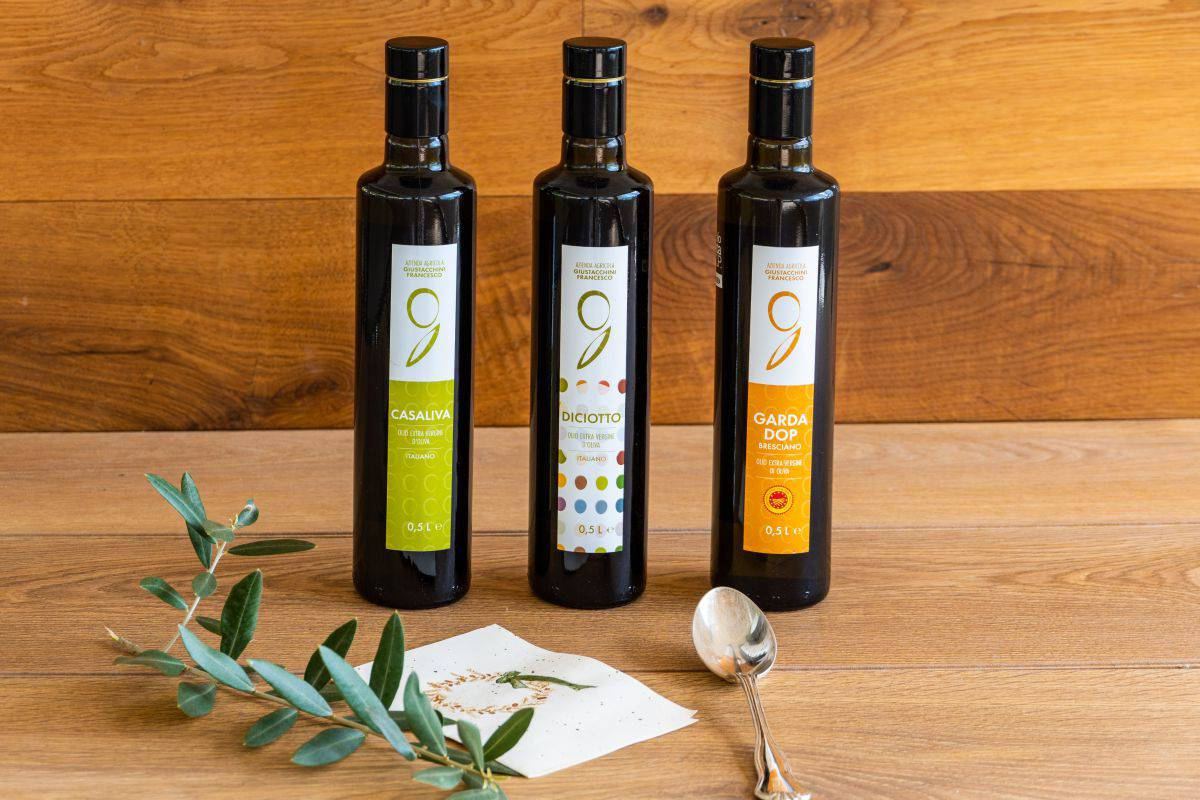 Extra Vergine Olivenoel von Familie Giustacchini Gardasee